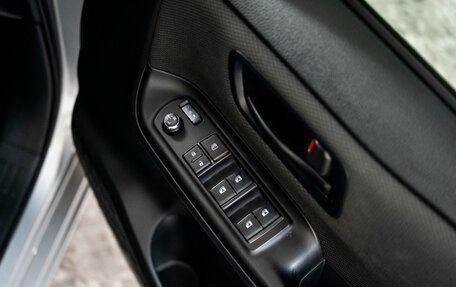 Toyota Noah III, 2017 год, 1 975 000 рублей, 15 фотография