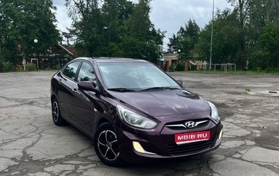 Hyundai Solaris II рестайлинг, 2011 год, 680 000 рублей, 1 фотография