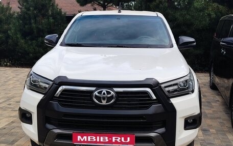 Toyota Hilux VIII, 2021 год, 5 200 000 рублей, 1 фотография