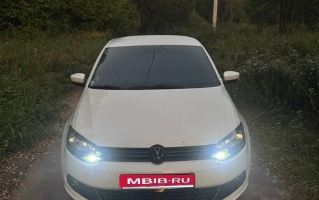 Volkswagen Polo VI (EU Market), 2015 год, 750 000 рублей, 1 фотография