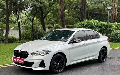 BMW 1 серия, 2021 год, 1 750 000 рублей, 2 фотография