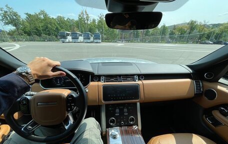 Land Rover Range Rover IV рестайлинг, 2019 год, 8 900 000 рублей, 4 фотография