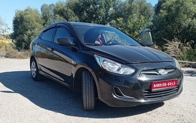 Hyundai Solaris II рестайлинг, 2011 год, 730 000 рублей, 1 фотография