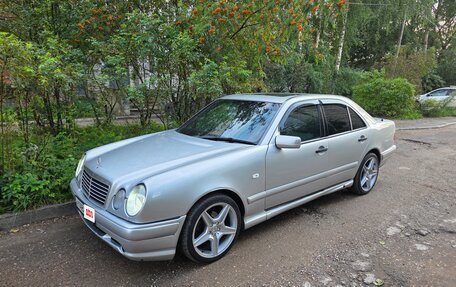 Mercedes-Benz E-Класс, 1996 год, 550 000 рублей, 2 фотография