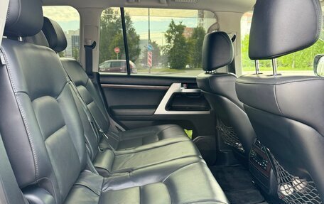 Toyota Land Cruiser 200, 2015 год, 6 250 000 рублей, 6 фотография