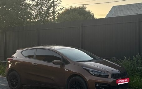 KIA cee'd III, 2016 год, 1 250 000 рублей, 2 фотография