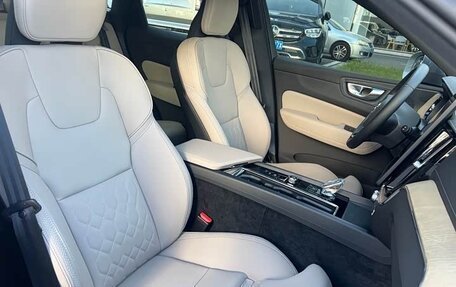 Volvo XC60 II, 2025 год, 5 000 000 рублей, 9 фотография