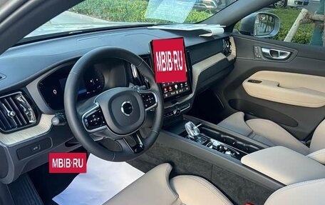 Volvo XC60 II, 2025 год, 5 000 000 рублей, 12 фотография
