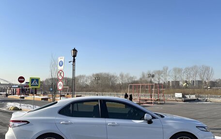 Toyota Camry, 2021 год, 3 400 000 рублей, 7 фотография