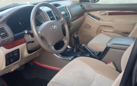 Toyota Land Cruiser Prado 120 рестайлинг, 2006 год, 2 250 000 рублей, 6 фотография