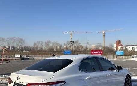 Toyota Camry, 2021 год, 3 400 000 рублей, 6 фотография