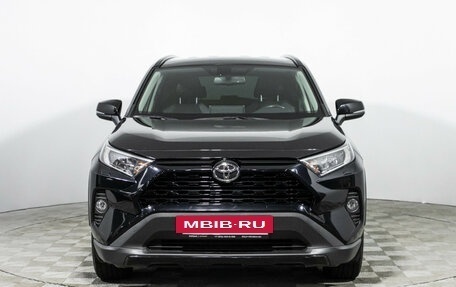 Toyota RAV4, 2021 год, 3 675 000 рублей, 2 фотография