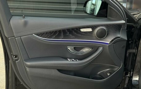 Mercedes-Benz E-Класс, 2020 год, 4 990 000 рублей, 9 фотография