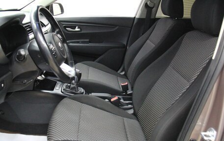 KIA Rio IV, 2018 год, 1 127 000 рублей, 10 фотография
