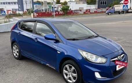 Hyundai Solaris II рестайлинг, 2011 год, 880 000 рублей, 5 фотография