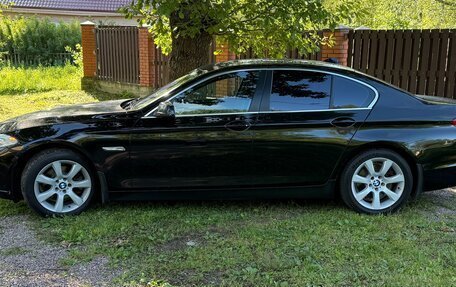 BMW 5 серия, 2011 год, 1 500 000 рублей, 2 фотография