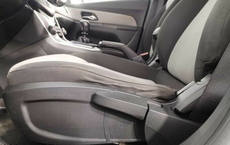Chevrolet Cruze II, 2014 год, 799 000 рублей, 10 фотография