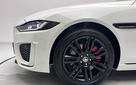 Jaguar XE I рестайлинг, 2024 год, 3 438 000 рублей, 10 фотография