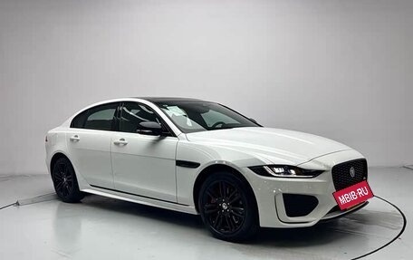 Jaguar XE I рестайлинг, 2024 год, 3 438 000 рублей, 4 фотография