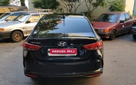 Hyundai Solaris II рестайлинг, 2021 год, 1 590 000 рублей, 5 фотография