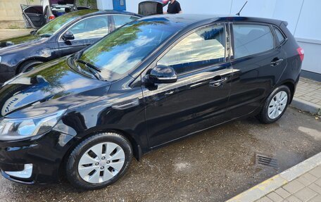 KIA Rio III рестайлинг, 2013 год, 800 000 рублей, 2 фотография