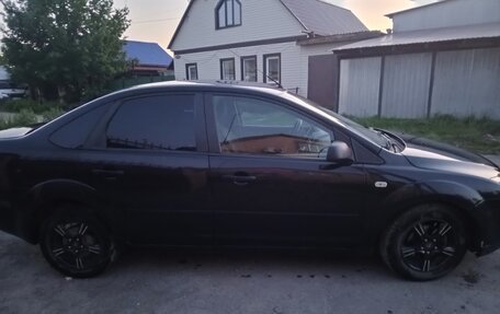 Ford Focus II рестайлинг, 2006 год, 520 000 рублей, 1 фотография