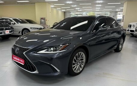 Lexus ES VII, 2021 год, 4 000 000 рублей, 1 фотография
