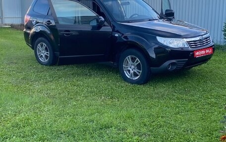 Subaru Forester, 2011 год, 990 000 рублей, 1 фотография
