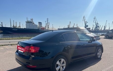 Volkswagen Jetta VI, 2012 год, 999 000 рублей, 4 фотография