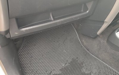 Toyota Ist II, 2002 год, 520 000 рублей, 1 фотография