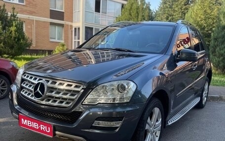 Mercedes-Benz M-Класс, 2011 год, 1 490 000 рублей, 1 фотография