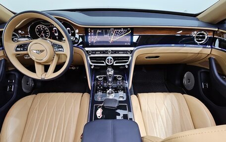 Bentley Flying Spur, 2021 год, 18 456 720 рублей, 10 фотография