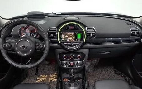 MINI Clubman, 2020 год, 1 788 685 рублей, 9 фотография