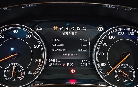 Bentley Bentayga I, 2020 год, 12 209 275 рублей, 8 фотография
