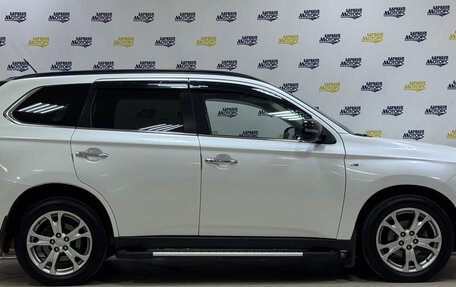 Mitsubishi Outlander III рестайлинг 3, 2013 год, 1 830 000 рублей, 8 фотография