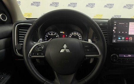 Mitsubishi Outlander III рестайлинг 3, 2013 год, 1 830 000 рублей, 14 фотография