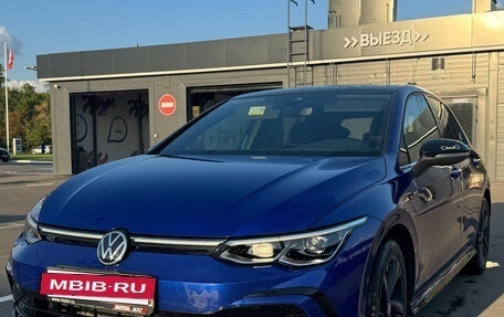 Volkswagen Golf VIII, 2021 год, 2 950 000 рублей, 2 фотография