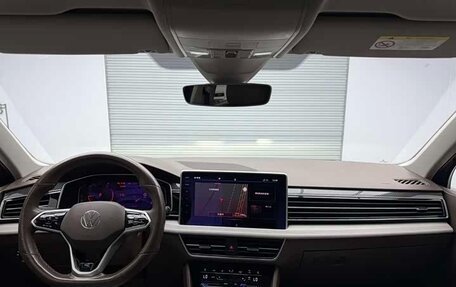 Volkswagen Tiguan II, 2022 год, 3 540 000 рублей, 7 фотография