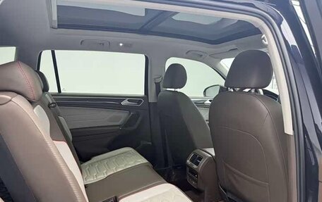 Volkswagen Tiguan II, 2022 год, 3 540 000 рублей, 14 фотография