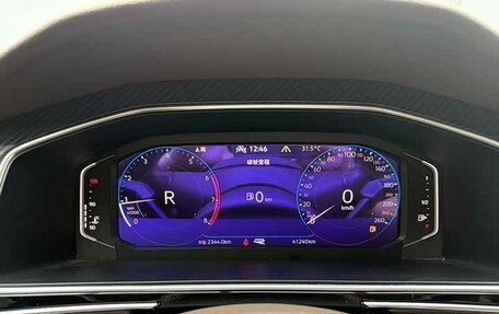 Volkswagen Tiguan II, 2022 год, 3 540 000 рублей, 11 фотография