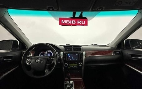 Toyota Camry, 2014 год, 1 770 000 рублей, 10 фотография
