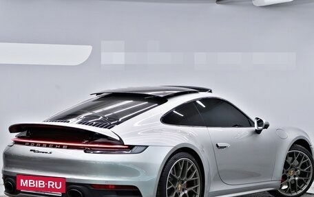 Porsche 911, 2022 год, 11 592 776 рублей, 4 фотография