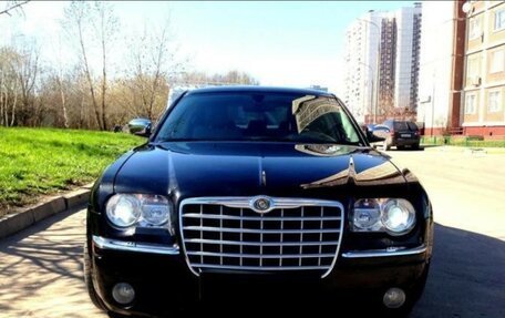 Chrysler 300C II, 2006 год, 1 280 000 рублей, 1 фотография