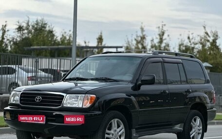 Toyota Land Cruiser 100 рестайлинг 2, 2000 год, 1 750 000 рублей, 3 фотография