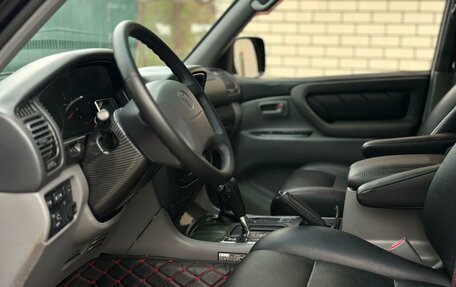 Toyota Land Cruiser 100 рестайлинг 2, 2000 год, 1 750 000 рублей, 13 фотография