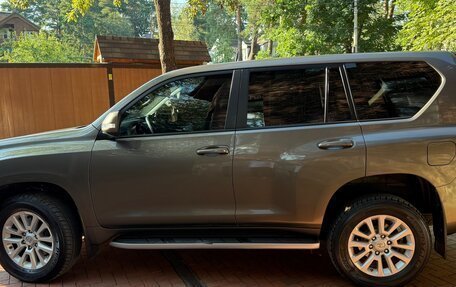 Toyota Land Cruiser Prado 150 рестайлинг 2, 2014 год, 4 500 000 рублей, 8 фотография