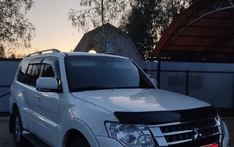 Mitsubishi Pajero IV, 2015 год, 2 210 000 рублей, 1 фотография