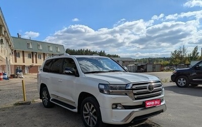 Toyota Land Cruiser 200, 2017 год, 5 600 000 рублей, 1 фотография