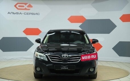 Toyota Camry, 2010 год, 990 000 рублей, 2 фотография