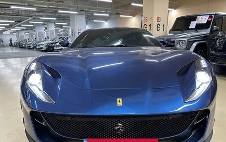 Ferrari 812, 2020 год, 25 107 248 рублей, 2 фотография